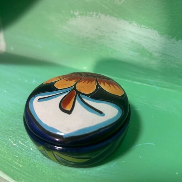 Handcrafted Floral Ceramic Small Trinket Box - Multicolor 2.5" - Picture 11 of 16